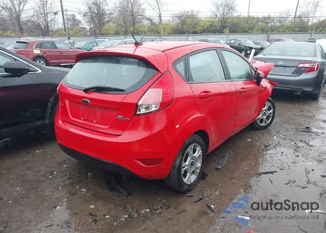 2014 Ford Fiesta Se z USA, uszkodzony, nr VIN 3FADP4EJ7EM121480